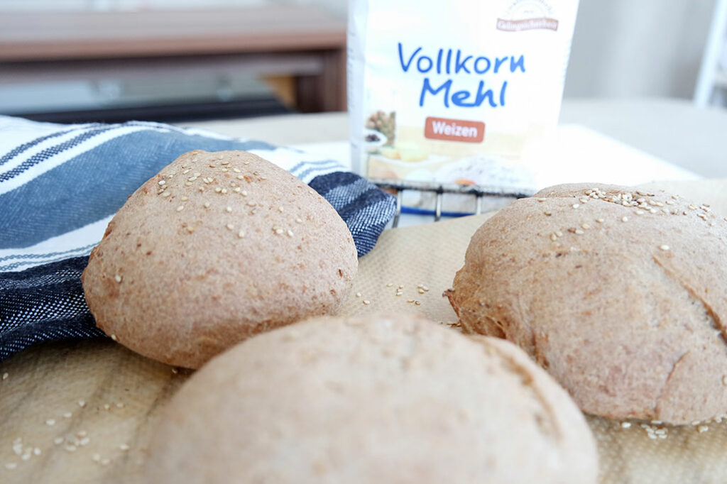 vollkorn burger Brötchen grillen gesund clean eating