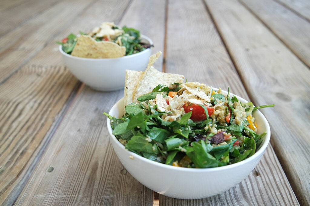 grünkohl kale spinat quinoa bowl clean eating gesund blog deutsch