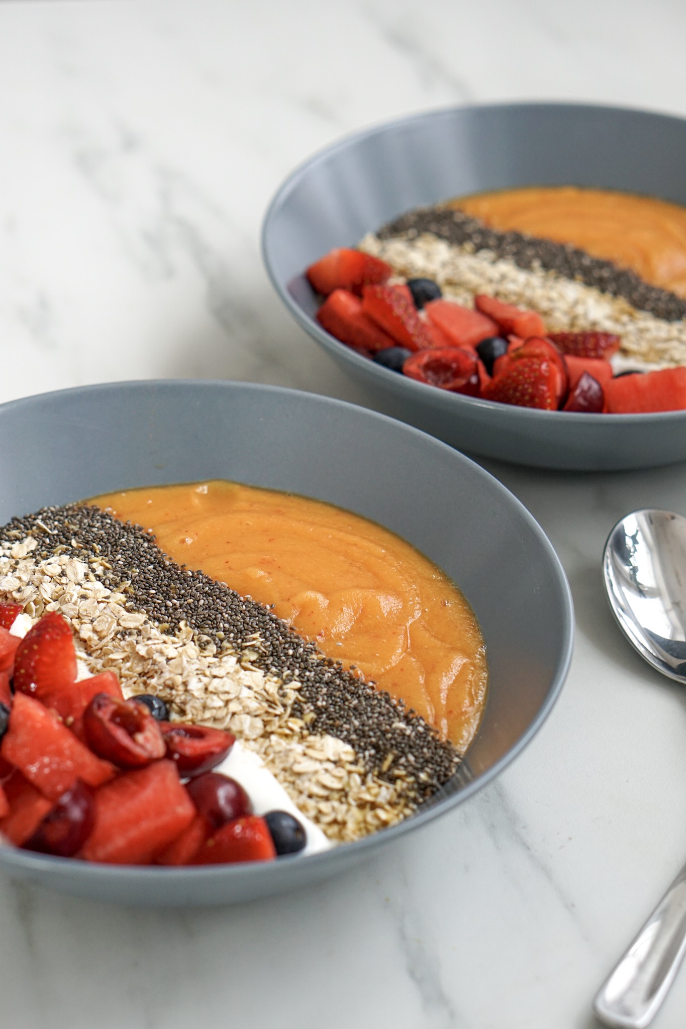 die ultimative frühstücksbowl gesund clean eating Sommer
