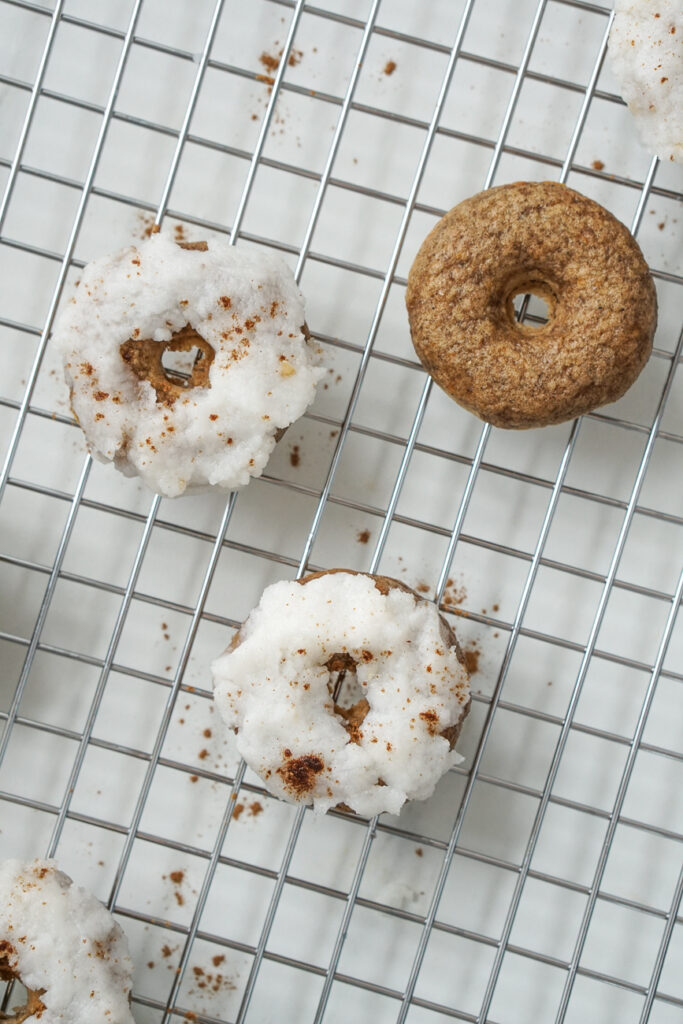 carrot cake mimi donuts gesund Vollkorn Haferflocken Rezept einfach